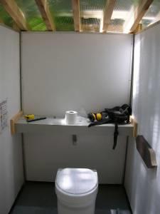 http://www.celos.ca/wiki/uploads/Issues/Toilet-seat.jpg...